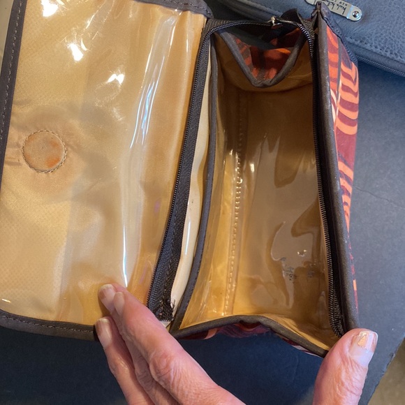 VGUC. cosmetic case and a orange burgundy, beige and black 70s looking pattern. - Picture 5 of 6